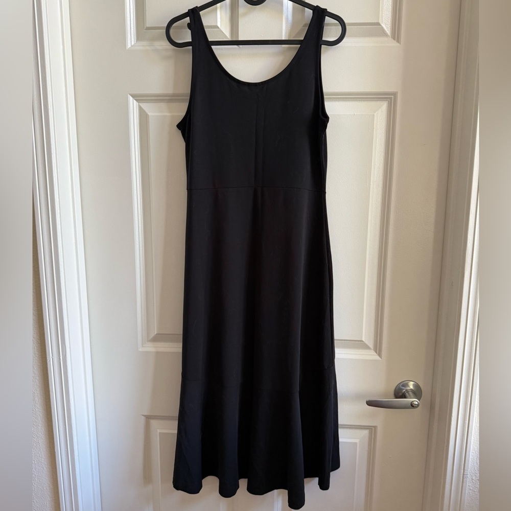 GAP Elegant Black Sleeveless Dress